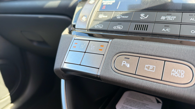 Hyundai INSTER 85kW 02 49kWh 5dr Auto Electric Hatchback